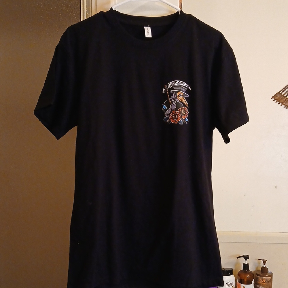"The Same Ones Who Sell The Panic Sell The Cure"Black Graphic T-Shirt. Sz.L